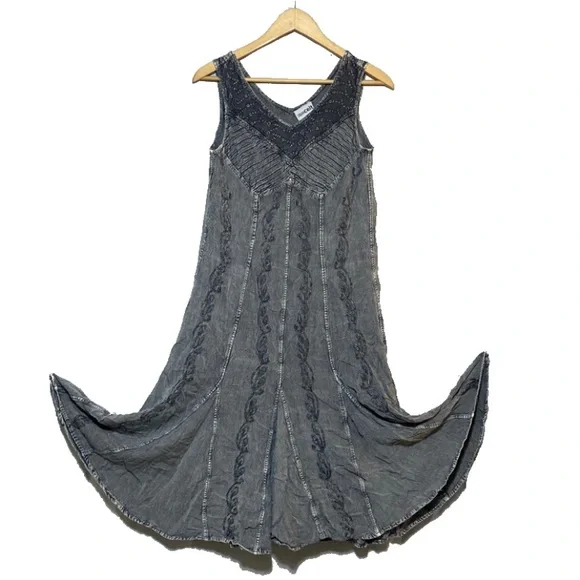 Urban Celt sleeveless grey maxi dress with tie waist - Picture 2 of 6